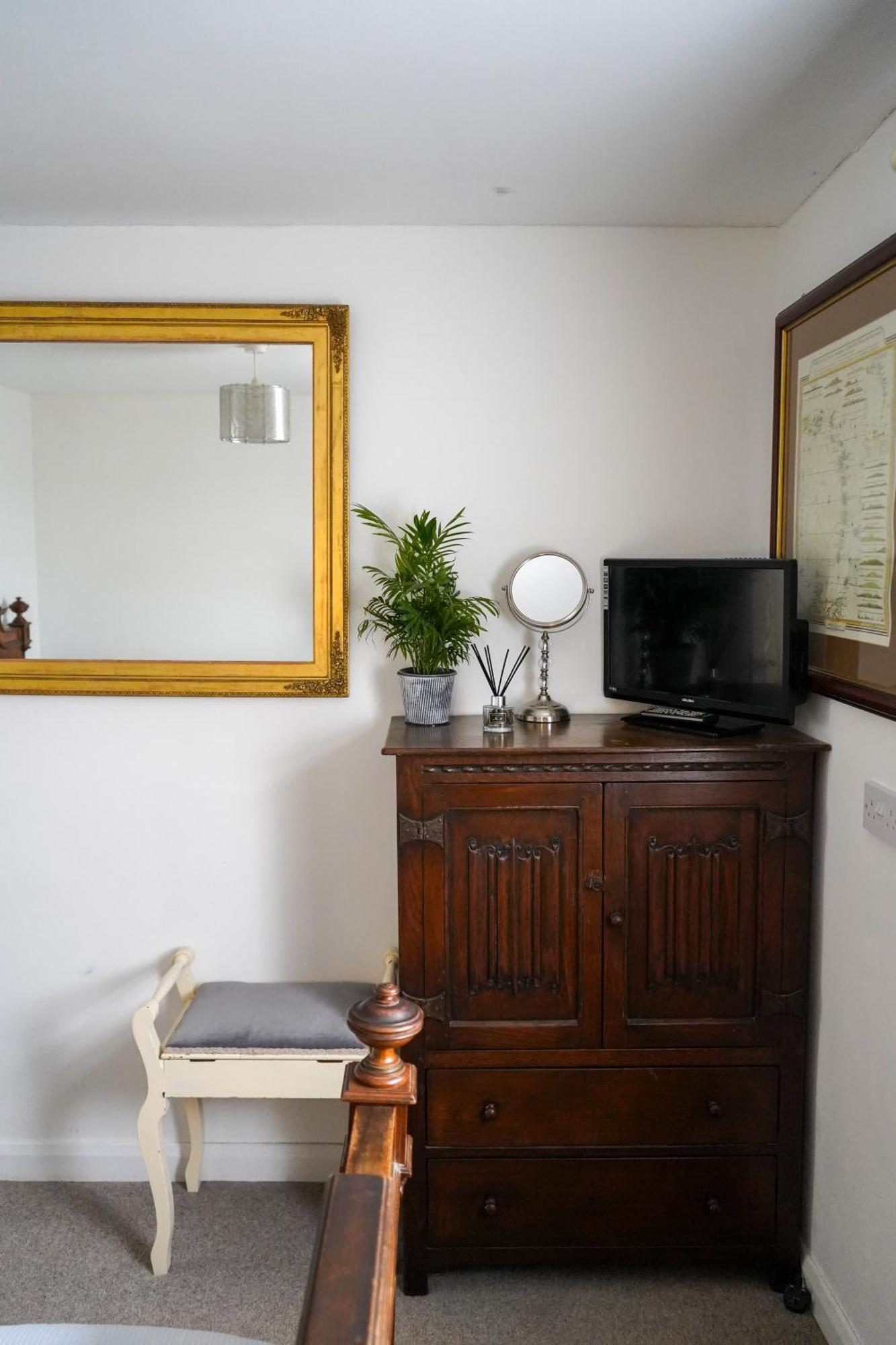Waterside Park Annex Apartment คิงส์บริดจ์ ภายนอก รูปภาพ